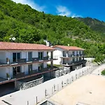 Aparthotel Borgo Ermanno Tignale