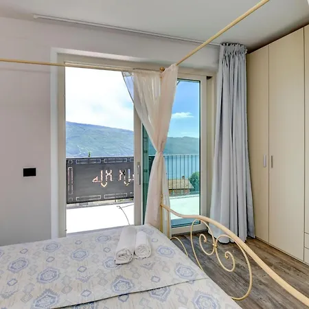 Borgo Ermanno Hotel apartamentowy Tignale