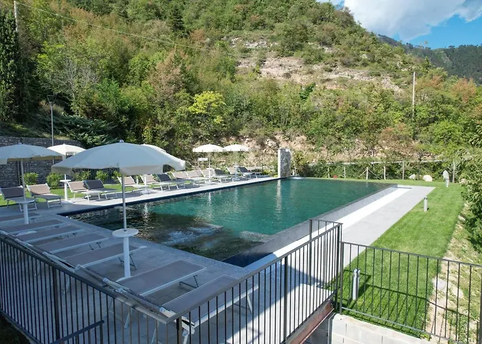 Borgo Ermanno شقة فندقية 4*
