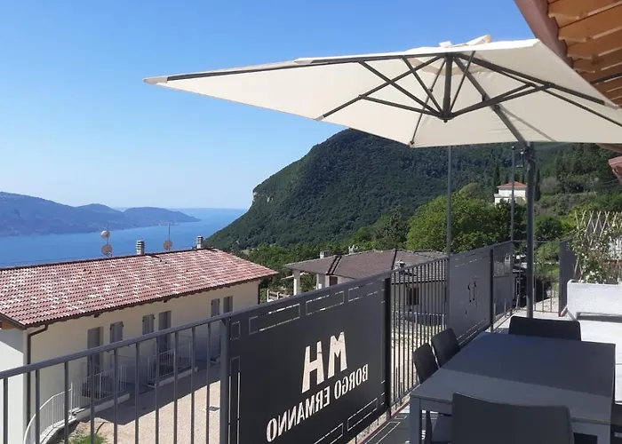 Borgo Ermanno Apartmanhotel 4*