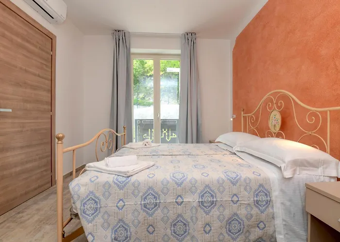 Borgo Ermanno Apartmanhotel 4*