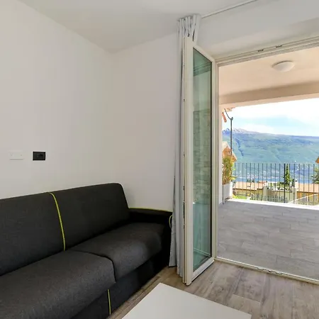 Borgo Ermanno Apartmanhotel 4*