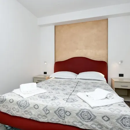 Borgo Ermanno Apartmanhotel 4*