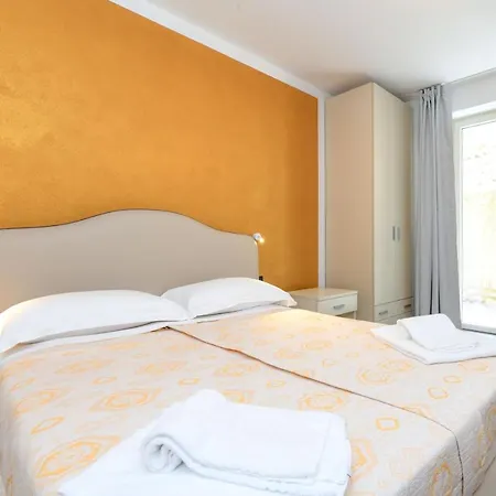 Borgo Ermanno Apartmanhotel 4*